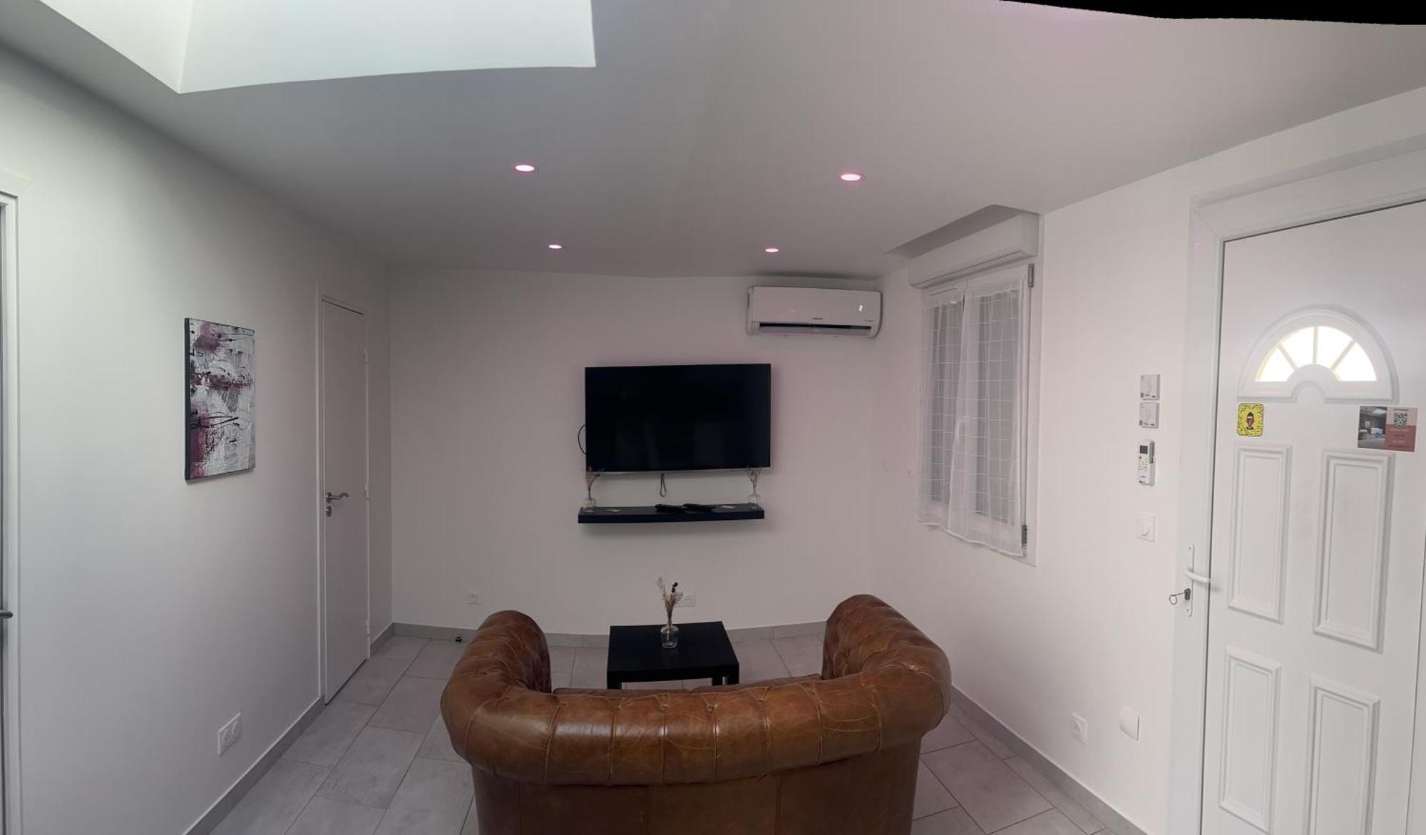 La Dream Night Apartment Pontault-Combault Luaran gambar
